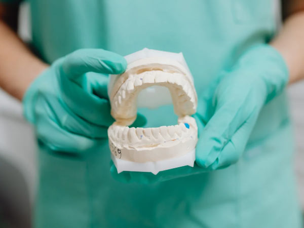 СТОМАТОЛОГІЯ